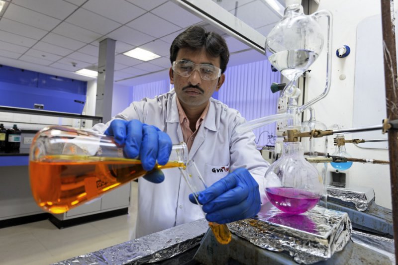 新闻人士称，“十三五”已将医疗信息化、高性能医疗器械、生物医药确定为重点