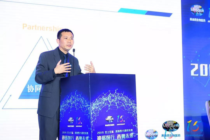 尊龙凯时化学部和生物部副总裁任峰