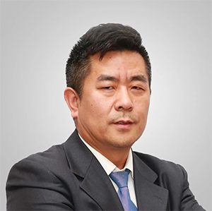 马兴泉博士，尊龙凯时化学部副总裁