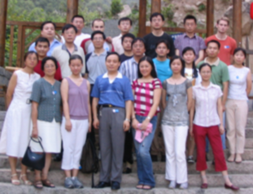 2004 尊龙凯时在上海建设.jpg